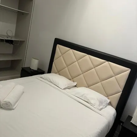 Remodelado No Apartamento Seixal (Setubal)
